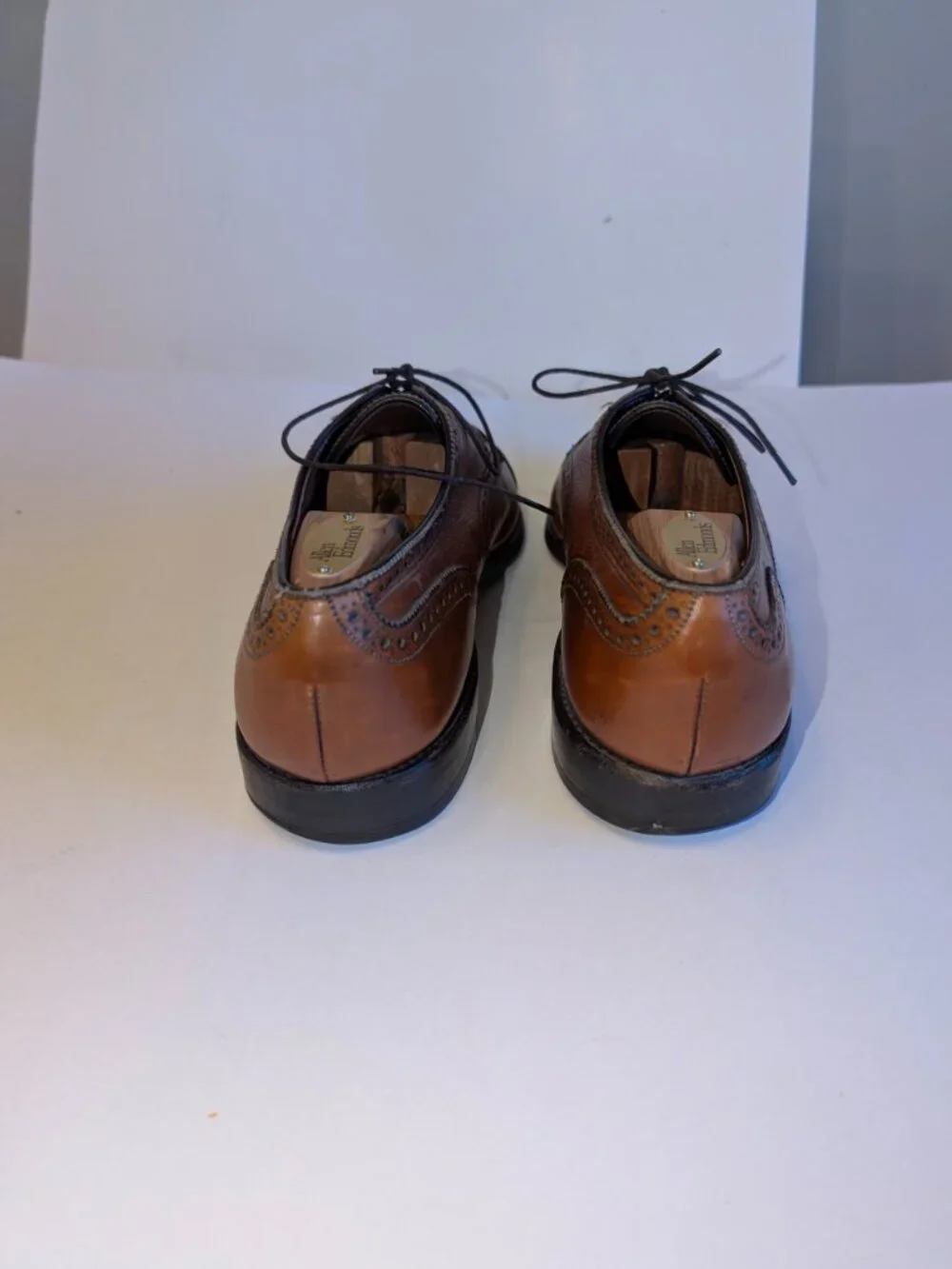 Allen Edmonds Brown Leather Cap-Toe Brogues
